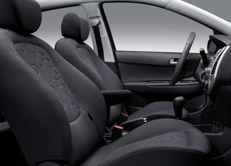  Hyundai i20 5-Door 2009 года  (фото 37 из 53)